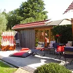 Luxurious No 7 * Tating