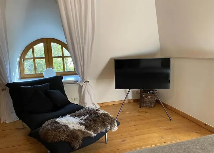 בית נופש Luxurious No 7 טאטינג